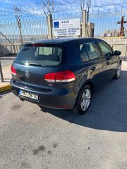 Volkswagen Golf 2010-thumb-1