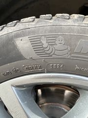 Volkswagen Golf 2009-thumb-11