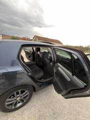 Volkswagen Golf 2009-thumb-15