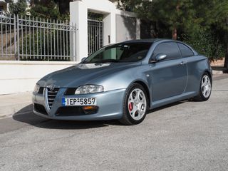 Alfa Romeo GT 2005 2.0 JTS - DISTINCTIVE
