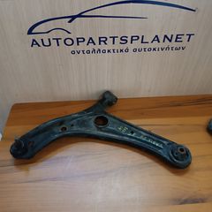 TOYOTA YARIS 99-