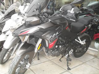Benelli TRK 251 2024