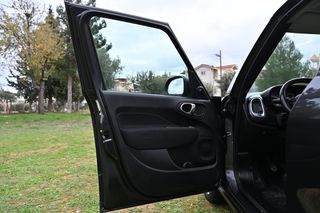 Fiat 500L 2012-thumb-11