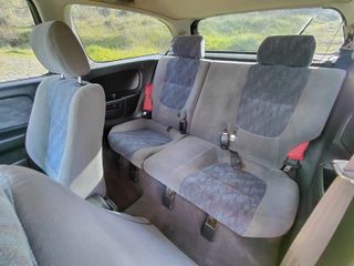 Nissan Almera 1999 Challenger-thumb-9