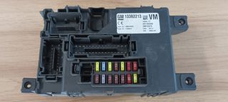 OPEL CORSA D 1.3 - 13382213 VM