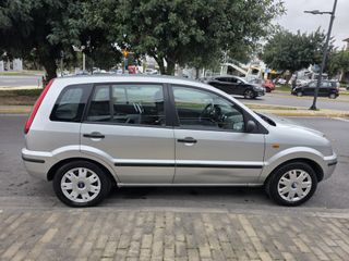 Ford Fusion 2004-thumb-5