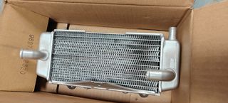 Ψυγειο νερου αριστερο για RM-Z 250 05-06 καινουργιο