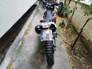 KTM 690 Enduro R 2014-thumb-9