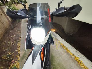 KTM 690 Enduro R 2014-thumb-12