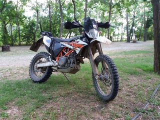 KTM 690 Enduro R 2014-thumb-15