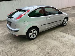 Ford Focus 2005-thumb-7