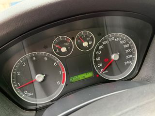 Ford Focus 2005-thumb-10