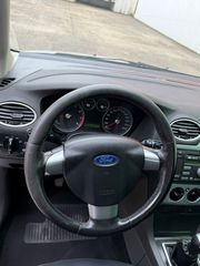 Ford Focus 2005-thumb-11