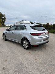 Renault Megane 2020-thumb-3