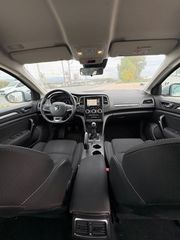 Renault Megane 2020-thumb-7