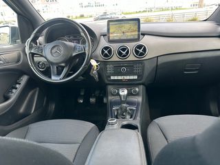 Mercedes-Benz B 180 2016 DIESEL Style Panorama Camera Navi 83.000KM-thumb-6