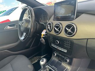 Mercedes-Benz B 180 2016 DIESEL Style Panorama Camera Navi 83.000KM-thumb-7