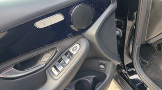 Mercedes-Benz GLC 300 2020 300e_4Matic_Plug-in-thumb-14