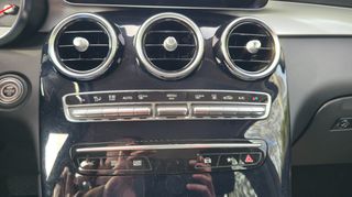 Mercedes-Benz GLC 300 2020 300e_4Matic_Plug-in-thumb-21