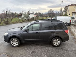 Subaru Forester 2008-thumb-18
