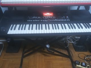 Korg pa300