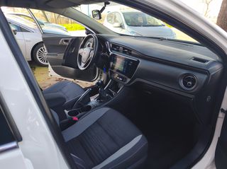 Toyota Auris 2015 1.2  Turbo Desing Edition 2016!!!-thumb-11