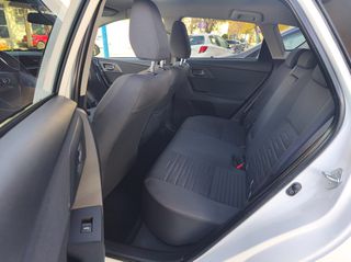 Toyota Auris 2015 1.2  Turbo Desing Edition 2016!!!-thumb-7