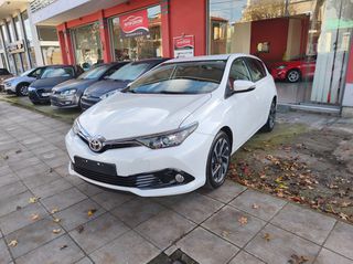 Toyota Auris 2015 1.2  Turbo Desing Edition 2016!!!