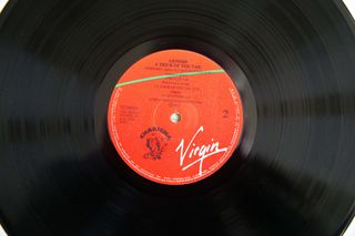GENESIS - A TRICK OF THE TAIL-thumb-5