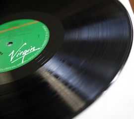 GENESIS - FOXTROT-thumb-8