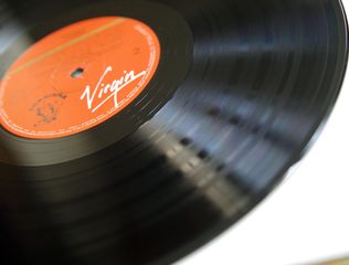 GENESIS - FOXTROT-thumb-9