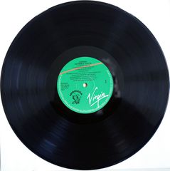 GENESIS - INVISIBLE TOUCH-thumb-4