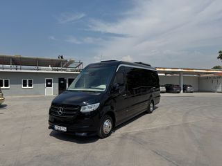 Mercedes-Benz 2025