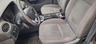 Ford Focus '07-thumb-13