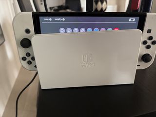 Nintendo Switch OLEE-thumb-1