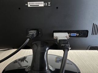 Οθόνη Turbo-X 22" και κάμερα Logitech-thumb-2