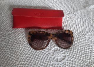 Γυαλιά ηλίου GUESS