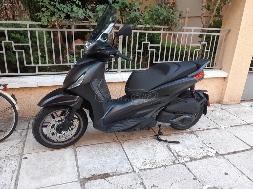 Piaggio Beverly 300 2022 300s