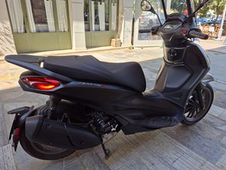 Piaggio Beverly 300 2022 300s-thumb-4
