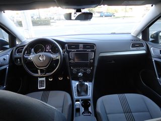 Volkswagen Golf 2017 1.6 TDI BLUEMOTION ALL STAR-thumb-21
