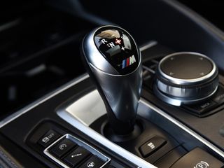 Bmw X6 M 2017 (X6 M Full Options)-thumb-28