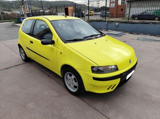 Fiat Punto 2002 1.2 8V DYNAMIC 2.499€-thumb-2