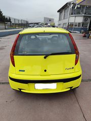 Fiat Punto 2002 1.2 8V DYNAMIC 2.499€-thumb-5