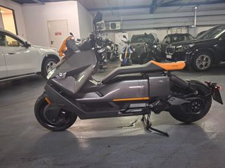 Bmw CE 04 2022