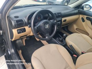 Seat Leon 2003-thumb-10