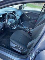 Ford Focus 2015-thumb-3