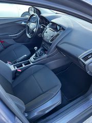 Ford Focus 2015-thumb-4