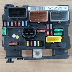 ΑΣΦΑΛΕΙΟΘΗΚΗ PEUGEOT 207 CITROEN DS3  BSM UNDER BONNET FUSEBOX 9667199680