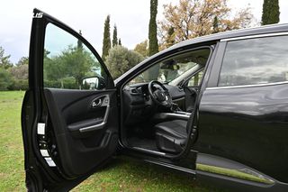 Renault Kadjar 2016-thumb-11