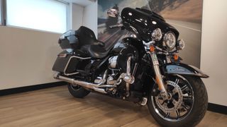 Harley Davidson Street Glide Ultra 2020-thumb-2